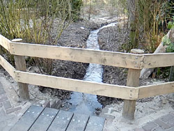 De nieuw aangelegde Kasteelsebeek, voorjaar 2003